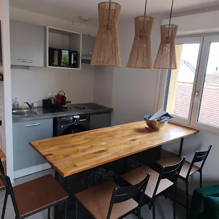 Le Cellier Du Marché Couvert - Plein Centre, Parking Privé, Climatisé Appartement *