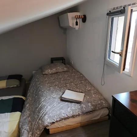 Le Cellier Du Marché Couvert - Plein Centre, Parking Privé, Climatisé Appartement *